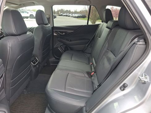 Certified 2025 Subaru Outback Limited image 11