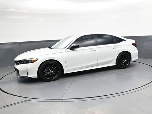 Used 2025 Honda Civic Sport image 8