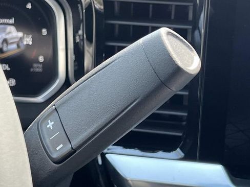 New 2026 GMC Sierra 1500 Elevation image 24