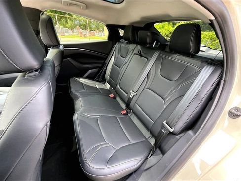 Used 2025 Ford Mustang Mach-E Premium AWD/4WD image 25