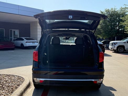 Used 2016 Honda Pilot Touring image 5