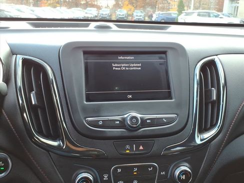 Certified 2023 Chevrolet Equinox RS w/ LPO, Floor Liner Package image 22