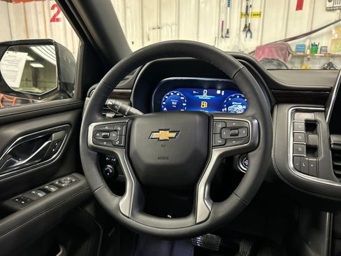 Used 2023 Chevrolet Tahoe LT w/ Luxury Package AWD/4WD image 20