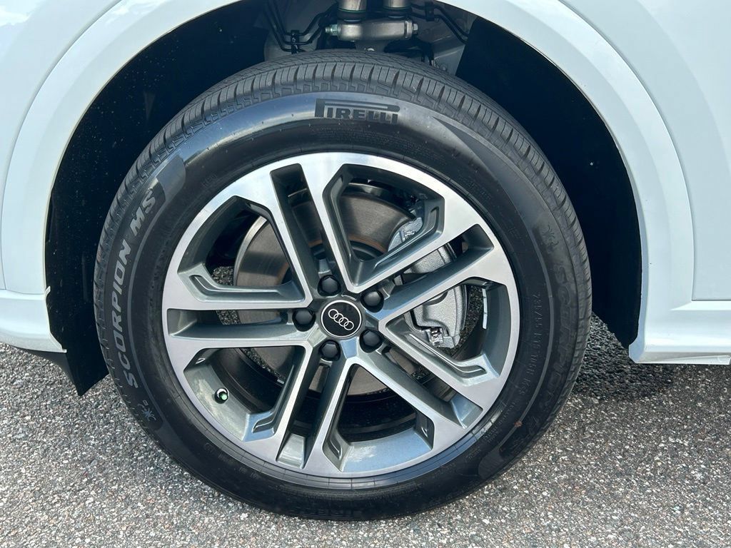 New 2026 Audi Q5 Premium Plus AWD/4WD image 38