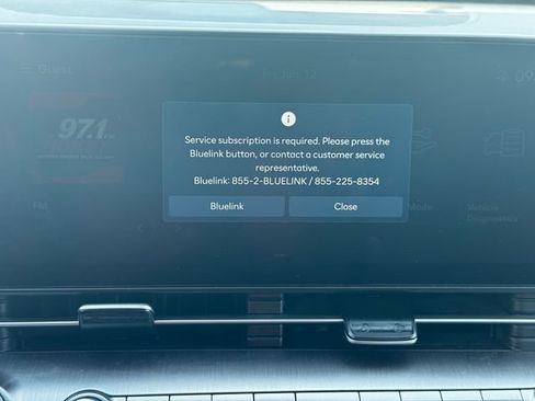 Used 2025 Hyundai Kona SEL AWD/4WD image 31