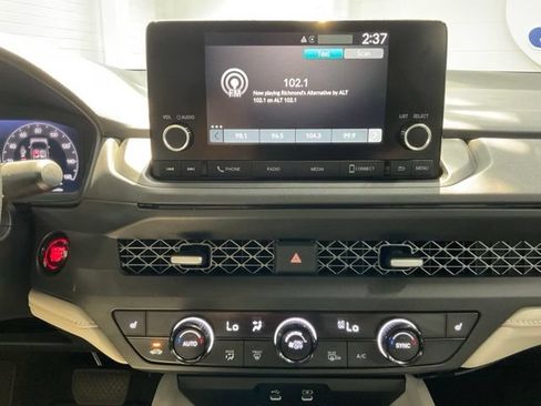 Used 2023 Honda Accord EX image 23