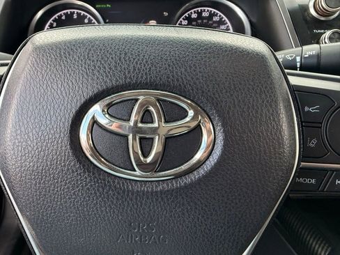 Used 2018 Toyota Camry XLE w/ Protection Package (Q2) FWD image 17