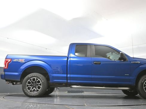 Used 2017 Ford F150 XL w/ Equipment Group 101A Mid AWD/4WD image 22