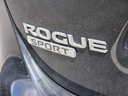 Used 2021 Nissan Rogue Sport S FWD image 28