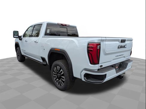 New 2026 GMC Sierra 2500 Denali Ultimate image 6