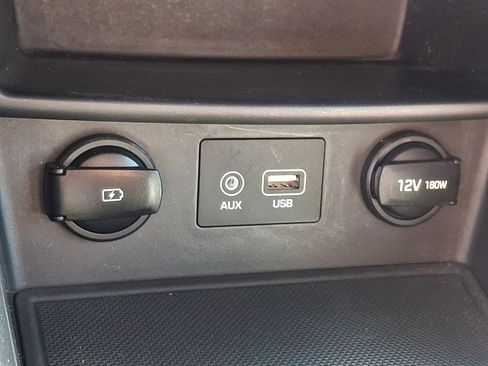 Used 2021 Hyundai Kona SE AWD/4WD image 22