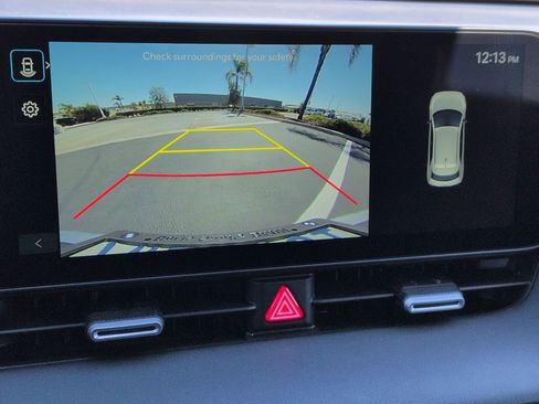 Used 2025 Hyundai Ioniq 5 SE image 25