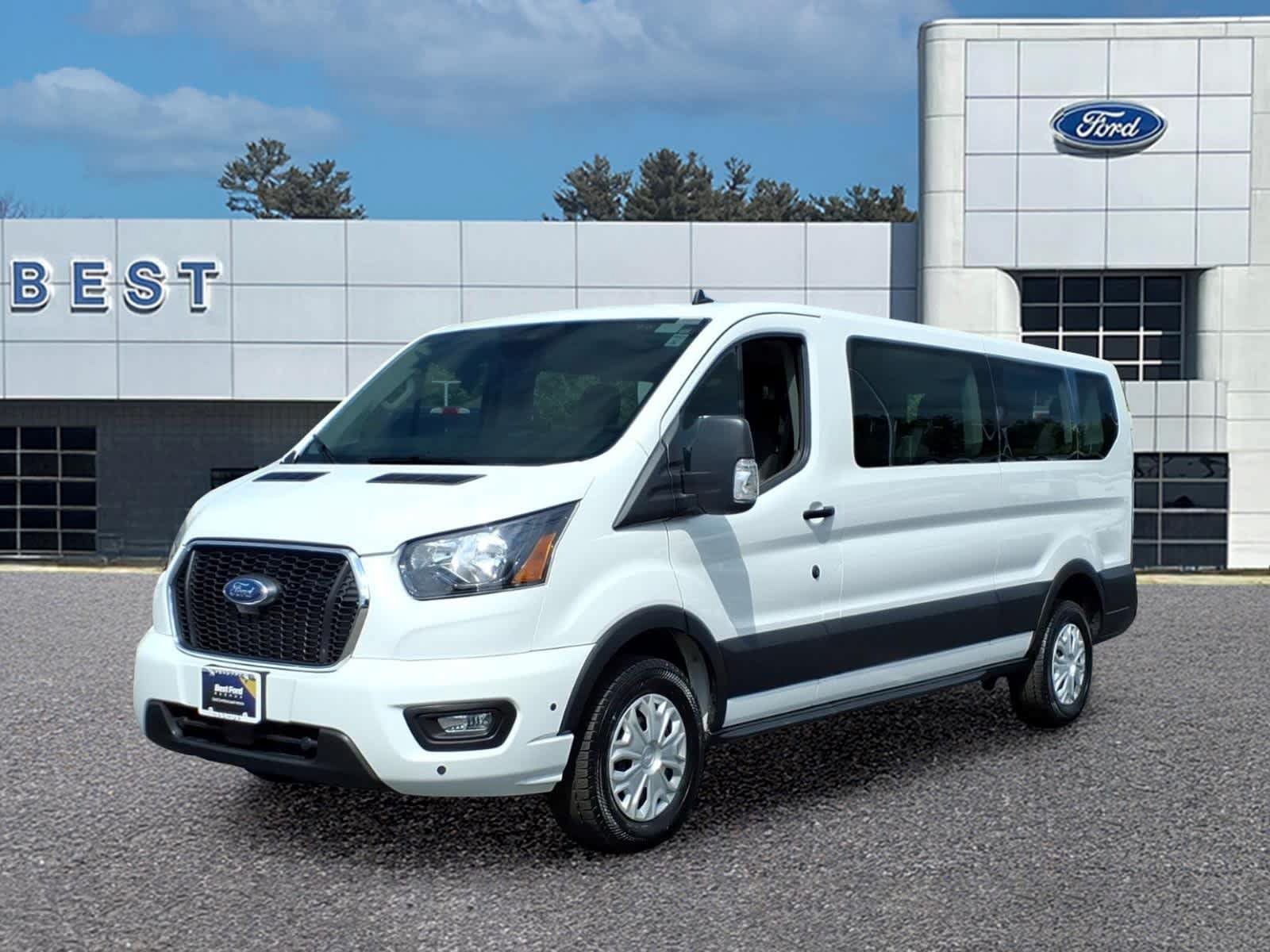 Used 2025 Ford Transit 350 XLT RWD image 1