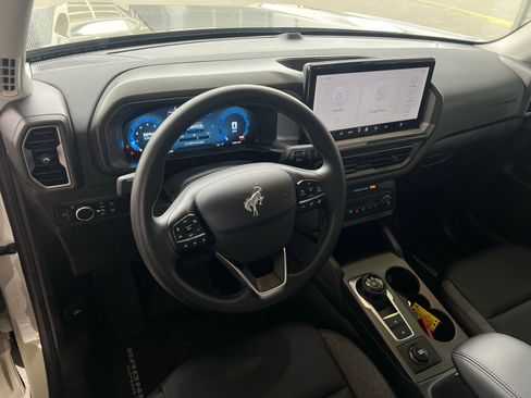 Used 2025 Ford Bronco Sport Big Bend w/ Black Appearance Package image 11