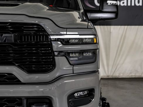 Used 2026 RAM 3500 Laramie AWD/4WD image 41