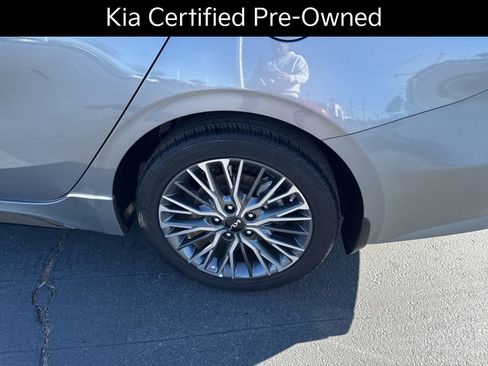 Certified 2024 Kia Forte GT-Line image 12