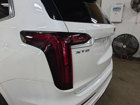 Used 2023 Cadillac XT6 Premium Luxury w/ LPO, Floor Liner Package AWD/4WD image 33