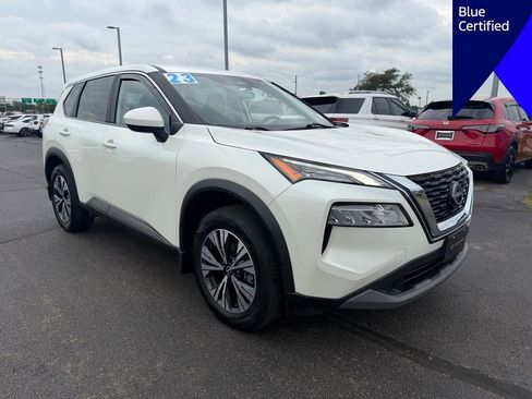 Used 2023 Nissan Rogue SV AWD/4WD image 2