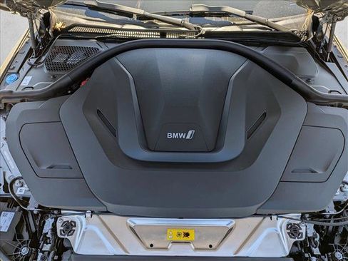 New 2026 BMW i4 eDrive40 w/ Premium Package image 18