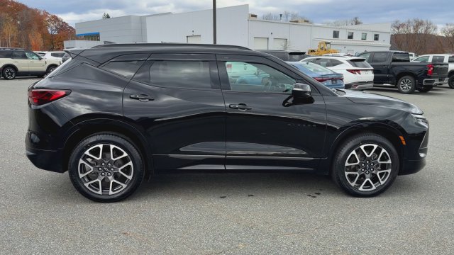 Used 2024 Chevrolet Blazer RS AWD/4WD image 9