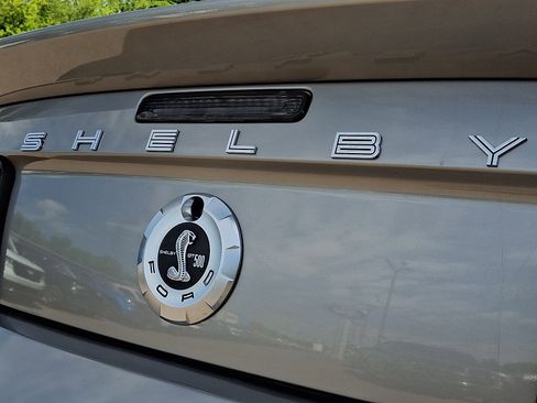 Used 2008 Ford Mustang Shelby GT500 RWD image 31