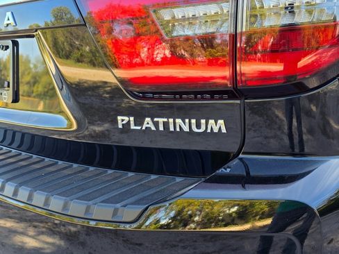 Used 2024 Nissan Armada Platinum w/ Cargo Package image 7