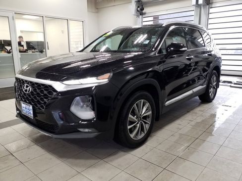 Used 2020 Hyundai Santa Fe SEL w/ Convenience + Premium Package image 2