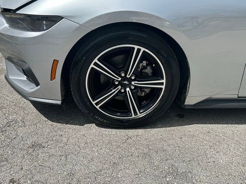 Used 2025 Ford Mustang Premium image 28