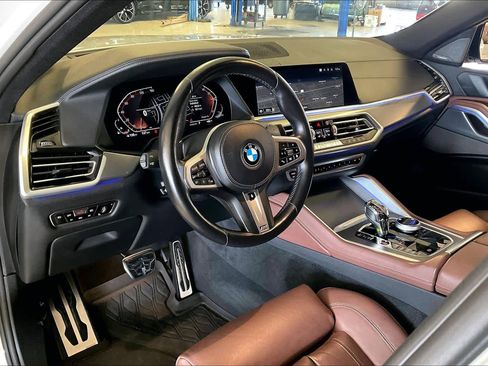 Used 2021 BMW X6 sDrive40i w/ Executive Package image 17