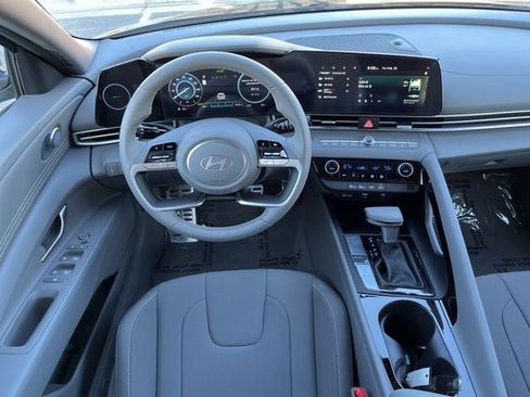 New 2026 Hyundai Elantra Sport image 21