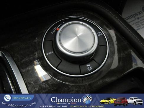 Used 2023 Nissan Armada Platinum w/ Captain's Chairs Package AWD/4WD image 42