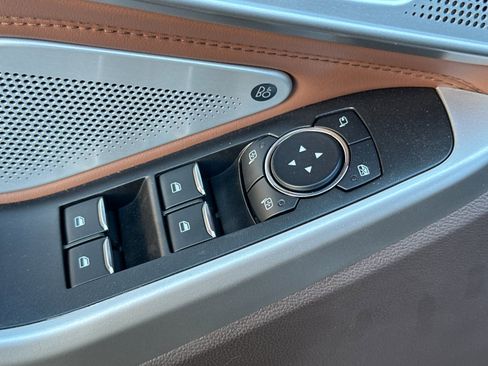 New 2024 Ford Explorer King Ranch w/ Technology Package image 12