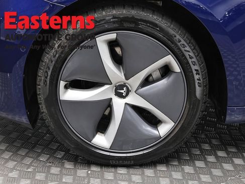 Used 2018 Tesla Model 3 Long Range RWD image 26