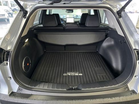 Certified 2026 Toyota Corolla Cross XLE image 17