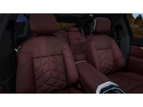 New 2026 BMW 760i xDrive image 11