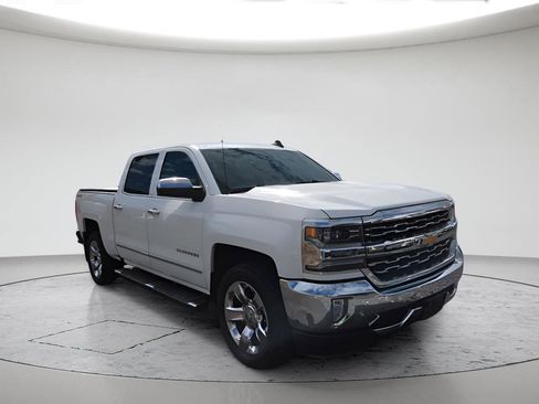 Used 2017 Chevrolet Silverado 1500 LTZ w/ Sport Package AWD/4WD image 7