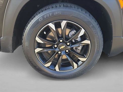 Certified 2023 Chevrolet TrailBlazer LT w/ Convenience Package FWD image 22