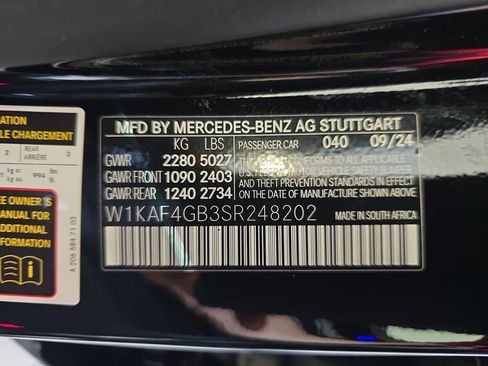 Certified 2025 Mercedes-Benz C 300 Sedan image 37
