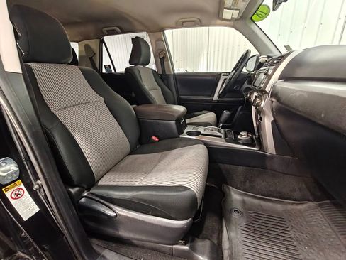 Used 2018 Toyota 4Runner SR5 image 32