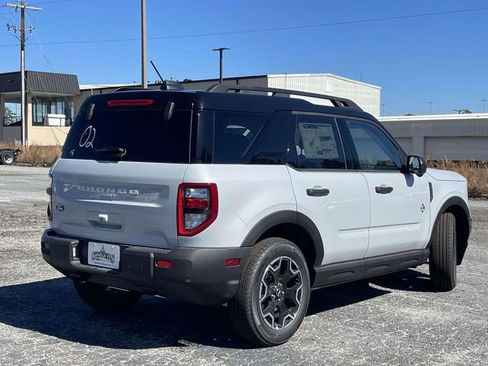 New 2026 Ford Bronco Sport Outer Banks w/ Outer Banks Tech Package+ AWD/4WD image 3