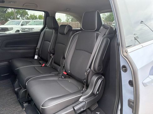 Used 2026 Honda Odyssey Elite image 11