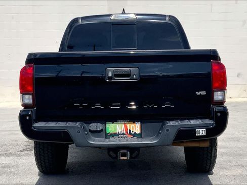 Used 2019 Toyota Tacoma 2WD Double Cab image 5