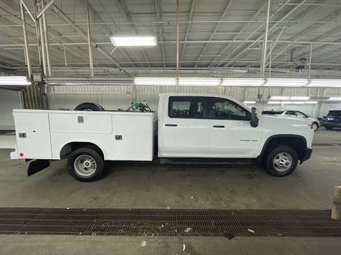 Used 2022 Chevrolet Silverado 3500 W/T w/ WT Fleet Convenience Package AWD/4WD image 12