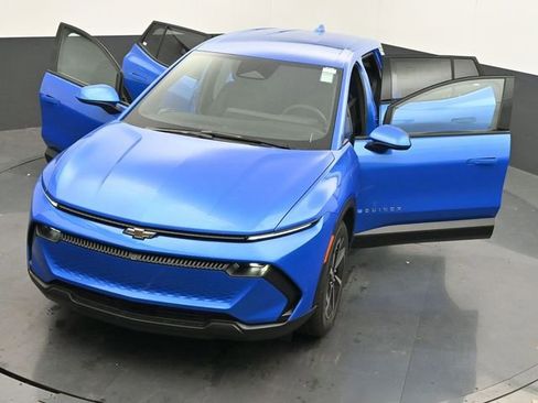 New 2026 Chevrolet Equinox EV LT image 56