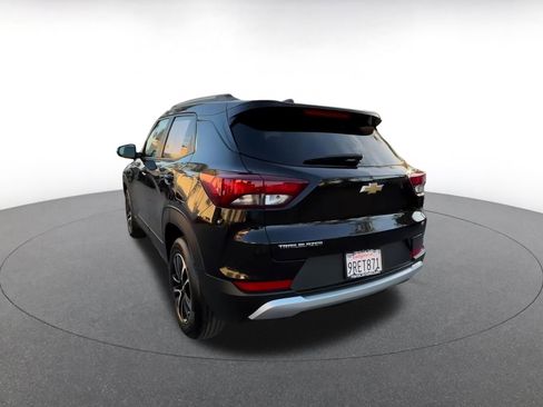 Used 2025 Chevrolet TrailBlazer LT image 11