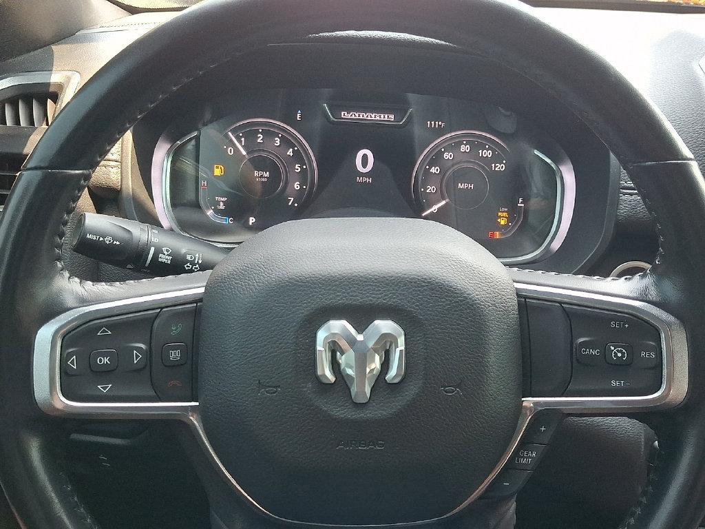 Used 2023 RAM 1500 Laramie AWD/4WD image 19
