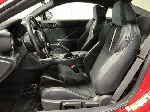 Used 2022 Toyota GR86 Premium image 21