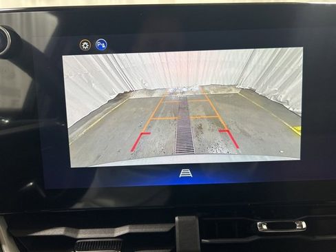 New 2026 Chevrolet Equinox LT image 18