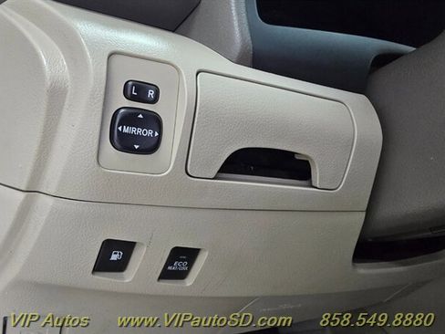 Used 2007 Toyota Camry Hybrid FWD image 24