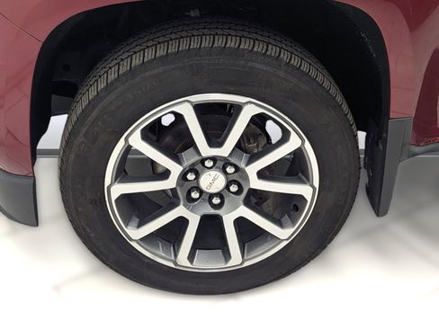 Used 2020 GMC Canyon Denali image 9